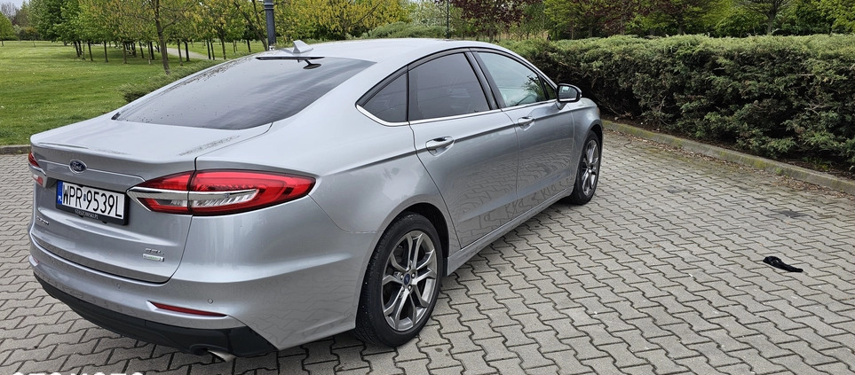 Ford Fusion cena 68000 przebieg: 53000, rok produkcji 2020 z Białobrzegi małe 56